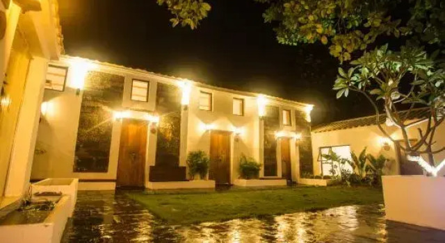 Weizhou Island Guishu Homestay (Beach Shell Shop)