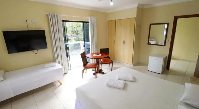 Трёхместный номер Standard с частичным видом на море Charme Hotel Guarujá Frente Mar