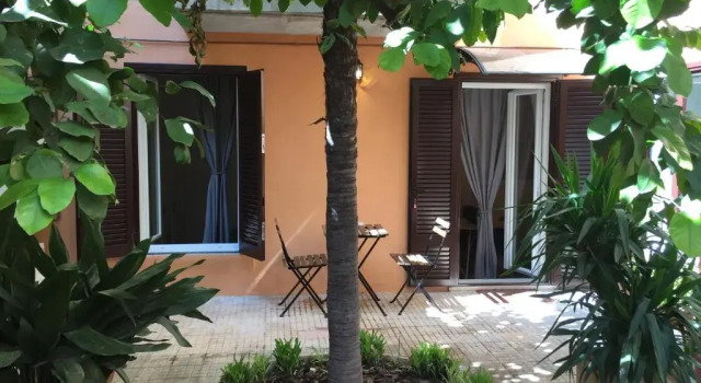 PIGNETO Charming House, Забронировать Отель Отели Рима с парковкой, рядом с Verano Cemetery, Парковка
