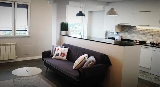 Escalera 14, Prenota Hotel Gijón 