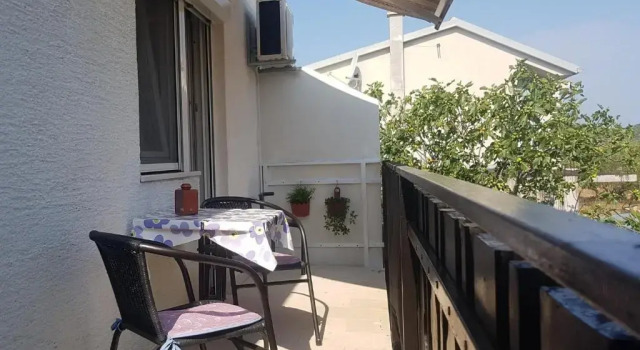 Студия с балконом Apartments Snježana Carev