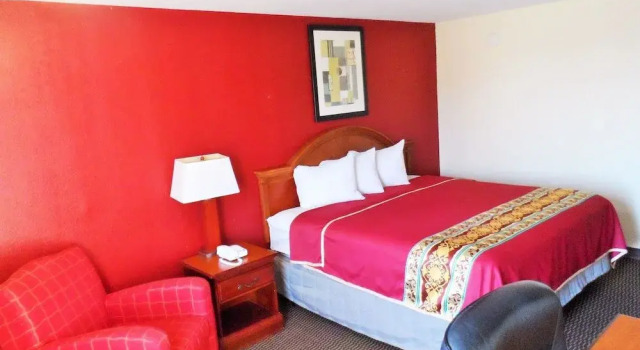 Courtesy Inn, Prenota Locanda Hotel a Oklahoma con parcheggio, Parcheggio