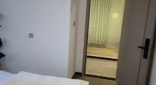 Люкс с видом на канал Haikou East Railway Station Boutique Homestay