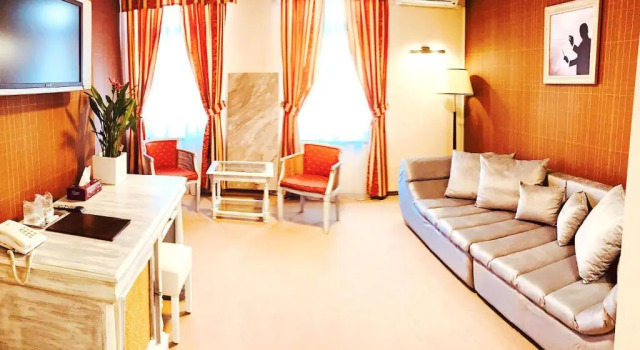 Семейный люкс Villa & Restaurant Levoslav House