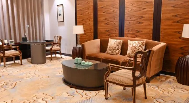 Люкс Deluxe c 1 комнатой Royal Tulip Hotel Zhujiajiao Shanghai