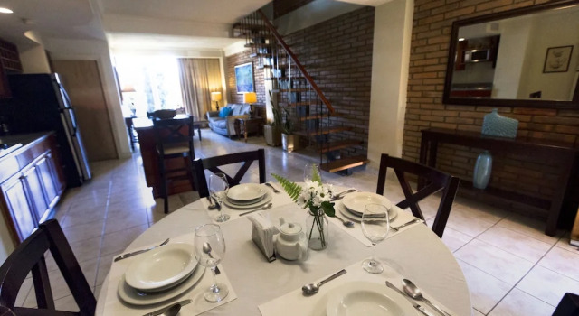 Семейные апартаменты с 2 комнатами Los Altos Apartments & Studios