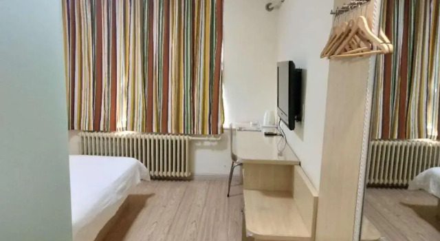 Номер Standard 7Days Inn Tongliao Civil Aviation Road