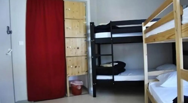 Кровать в общем номере Le Relais de Port d'Albret - Hostel