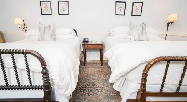 Четырёхместный номер Classic Historic General Lewis Inn