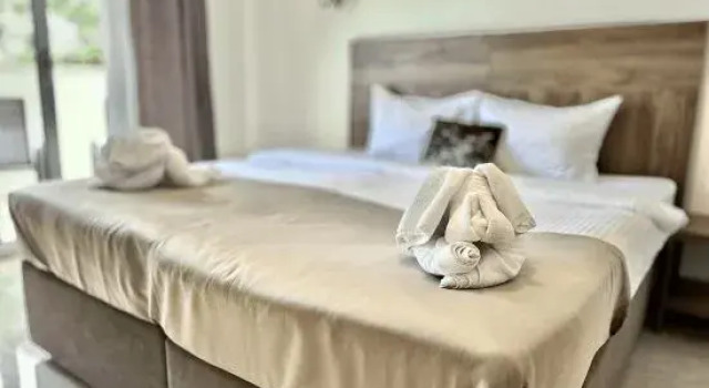 Suite Guest House West Gate