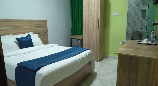 Номер Standard J Blitz International Hotel