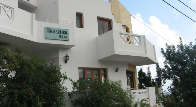Romantica Hotel Apartments