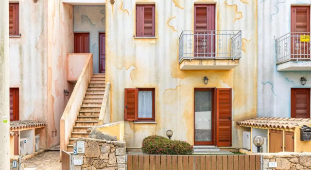 Shanti House Olbia, Забронировать Отель Отели Ольбия с парковкой, рядом с Пляж Ло-Сквало, Парковка