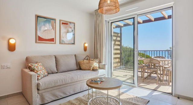 Кровать в общем номере Résidence Odalys Riviera la PresquIle