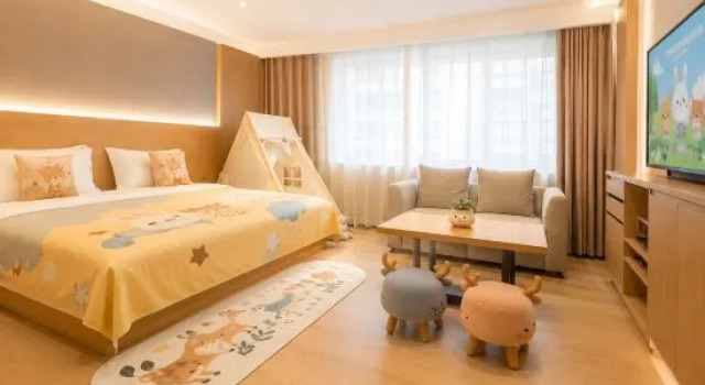 Семейный тент Langzhi Hotel