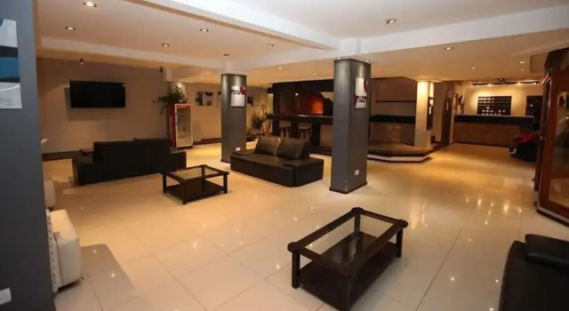 Hotel Garden Bariloche, Забронировать Отель Отели Рио-Негро с парковкой, Парковка
