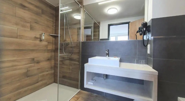 Люкс R&R Hotel Störtebeker