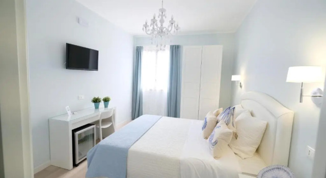 La Via dellAcqua, Book Bed and Breakfast Hotels in Sicily with Parking, Parking