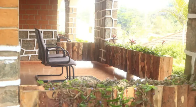 Номер Deluxe LUSHOTO EXECUTIVE LODGE