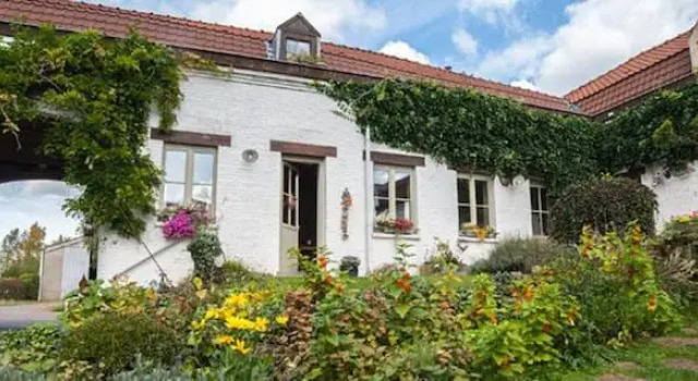 L'Atterrissage, Rezerwuj Bed and Breakfast Santes Pikardia