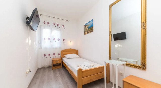 Apartments Damjan