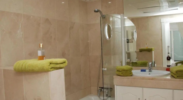 Апартаменты D12 Espectacular y moderno apartamento en primera línea - Estepona - Sinfonia del Mar