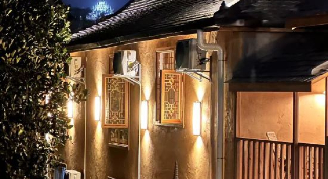 Mangshi XunMuYouSu｜Garden View Villa, Prenota Villa Cottage a Dehong, Cottage