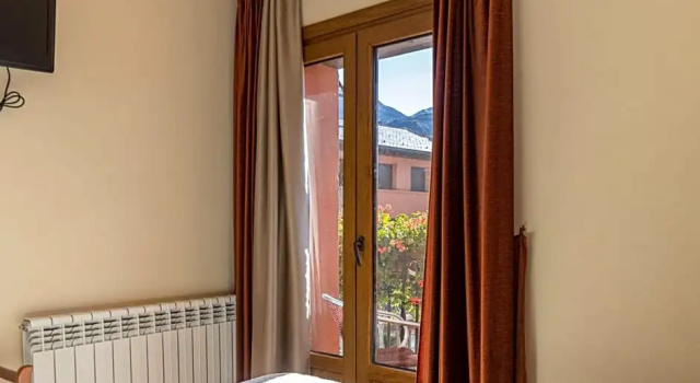 Двухместный номер Standard с балконом Hotel Solana