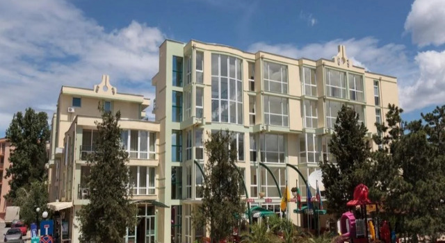 Sunny Day Club Hotel