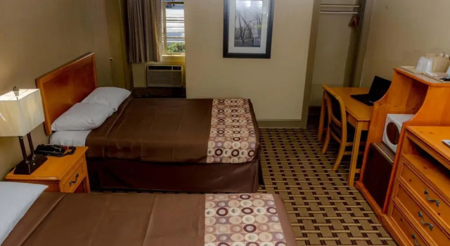 Relax Inn - Bryson City, Забронировать Отель Отели в центре Брайсон-Сити, в центре