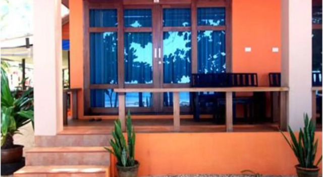 Бунгало с видом на море Lanta Bee Garden Bungalow SHA Extra Plus