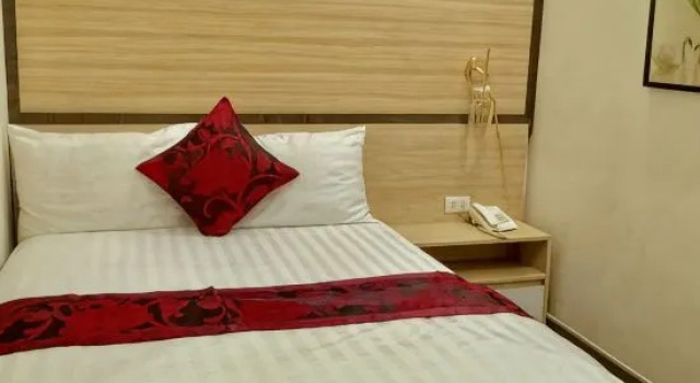 Номер Standard Phi Long Hotel
