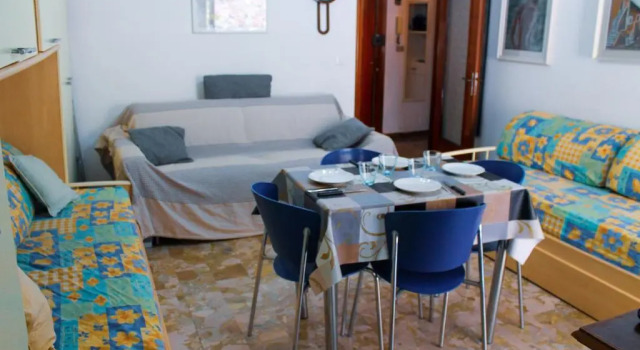 [BORGHETTO S] Convenient location 50m from the SEA