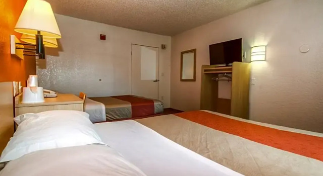 Номер Standard Motel 6-Costa Mesa, CA