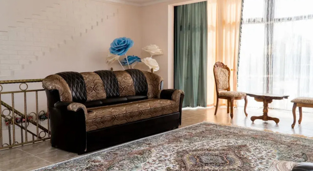 Hotel Tashrabat, Book Hotel Hoteller i Issyk-Kul Region med parkering, Parkering