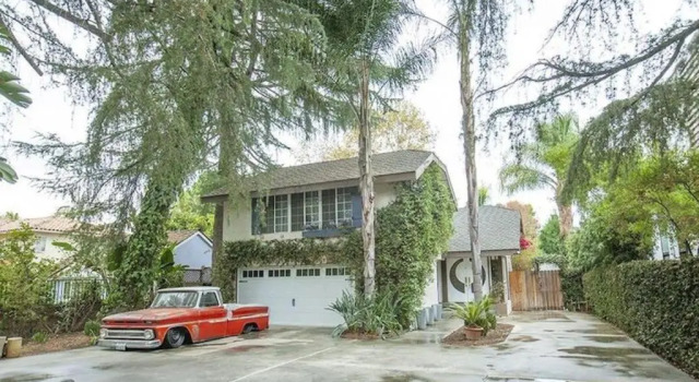 Апартаменты Charming Duplex Home