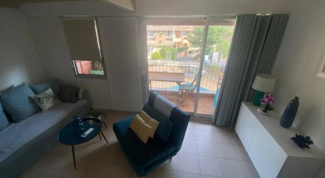 Golfe St Tropez Magique T2 duplex vue mer piscine, garage