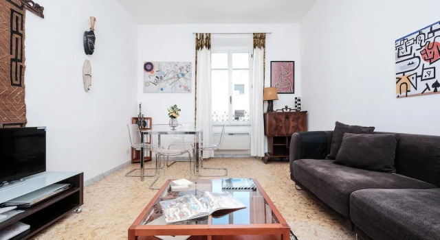 Domus Linda in Roma With 1 Bedrooms and 1 Bathrooms, Забронировать Отель Вокзал Термини , рядом с Вокзал Термини
