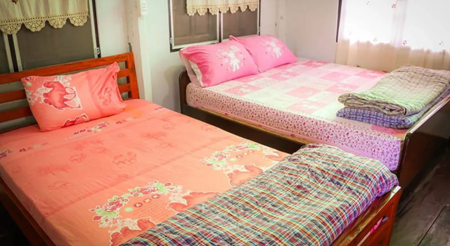 Baan Suan Phetphraewa Resort, Varaa Lomakeskus Hotellit North-Eastern Thailand pysäköinnillä, Pysäköinti
