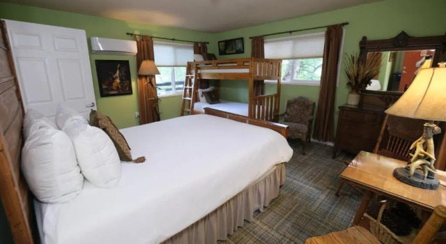 Номер Premium Yosemite Bug Rustic Mountain Resort