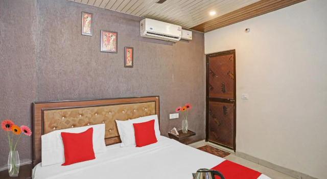 OYO 88209 Hotel Signature View