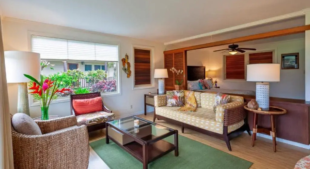 Hanalei Colony Resort E1: intimate beachfront resort in Haena, steps to sand!