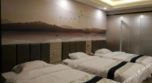 Hua Shu Hotel, Varaa Hotelli Shanghai Shanghai