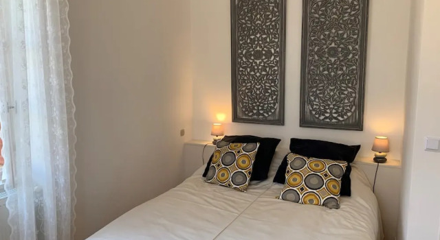 Pretty Holiday Home With Terrace, Garden, Barbecue, Veranda, 予約 ホテル グレゼル フランス共和国