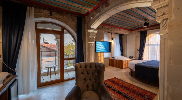 Люкс с балконом Бутик-отель Leda Stone House Cappadocia