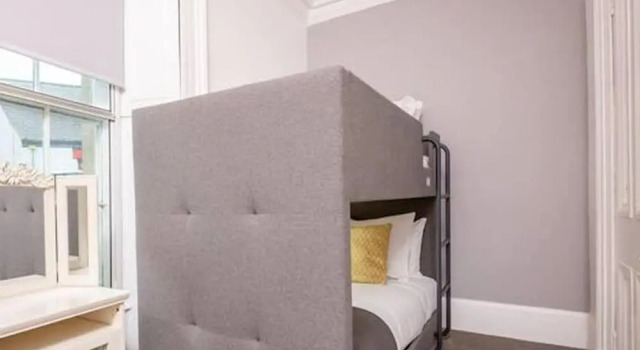 Апартаменты The Doctors Hoose Street Parking