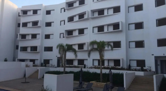 Апартаменты Luxury Apartment 100sqm with Pool WIFI Unlimited near Beach