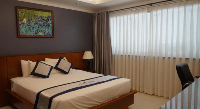 Номер Standard Opera Hotel