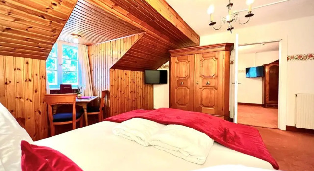 Четырёхместный номер Standard Hotel Restaurant Grünwalderhof