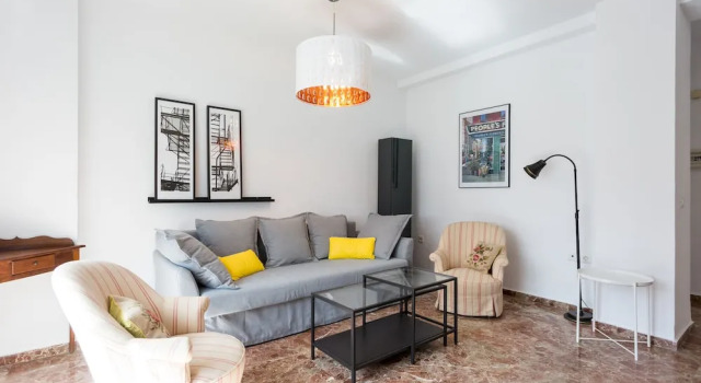 Holi-Rent Bacarisas, Забронировать Отель Отели Севильи с парковкой, рядом с Оперный театр Маестранса, Парковка